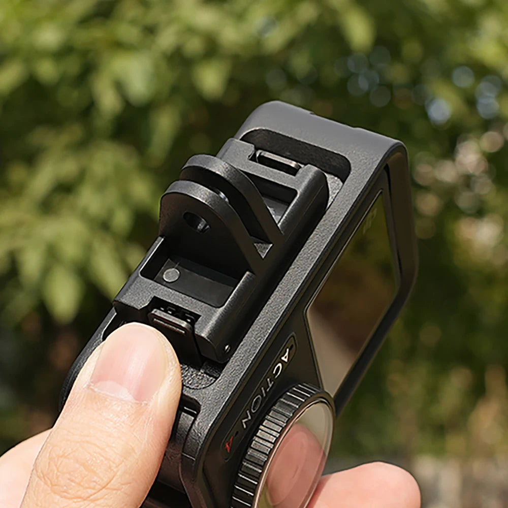 Two-claw mount fork open